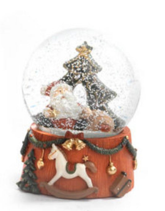 Sfera con albero e babbo natale